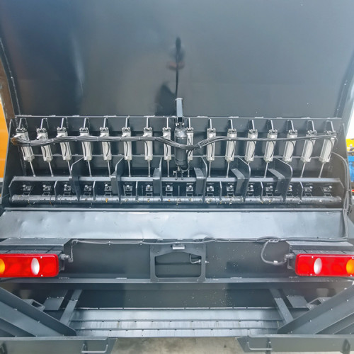 Dongfeng 15CBM Синхронное гравийное герметичное грузовик