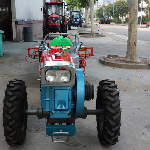 Yüksek kaliteli 12hp dört tekerlekli mini çiftlik traktör ile disk pulluk