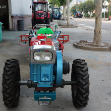 Traktor pertanian mini 12hp berukuran tinggi 12hp tinggi dengan bajak disk