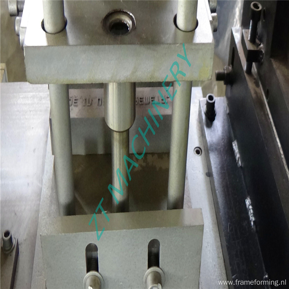 High quality hot sale automatic C75-300 purlin machine