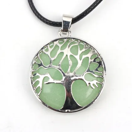 Vintage Style Silver Tree of Life Necklace