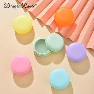 Lip Jelly: Transparent Moisturizing Lipstick with Anti-Wrinkle Formula