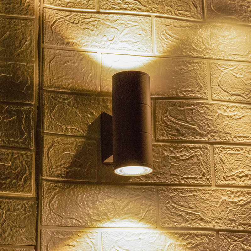 Outdoor Wall Lamps