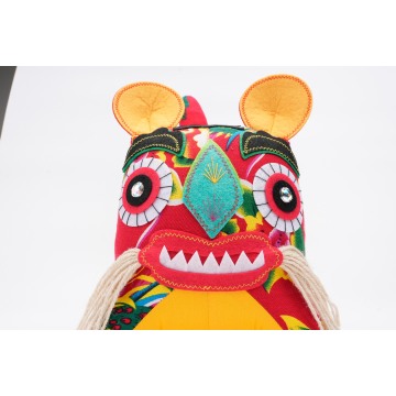 Çin Halk Kumaşı Patchwork Nimet Kaplan Bebeği