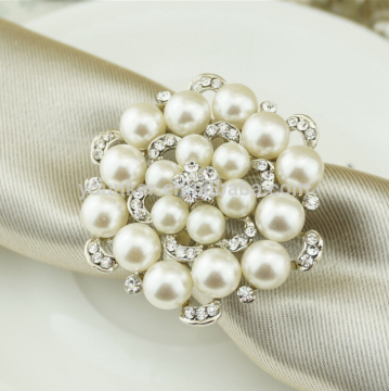 New Diamond pearl Napkin Ring Serviette Holder Wedding Banquet Dinner Decor Favor