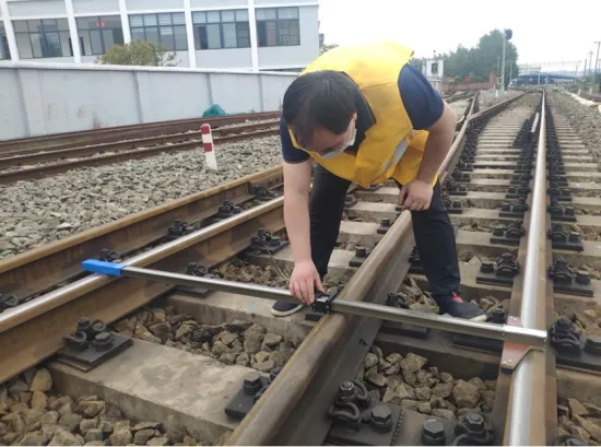 Mechanical Rail Offset Ruler