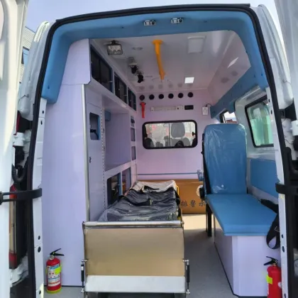 Advanced Jiangling Life Pioneer Medical Transport Vehicle