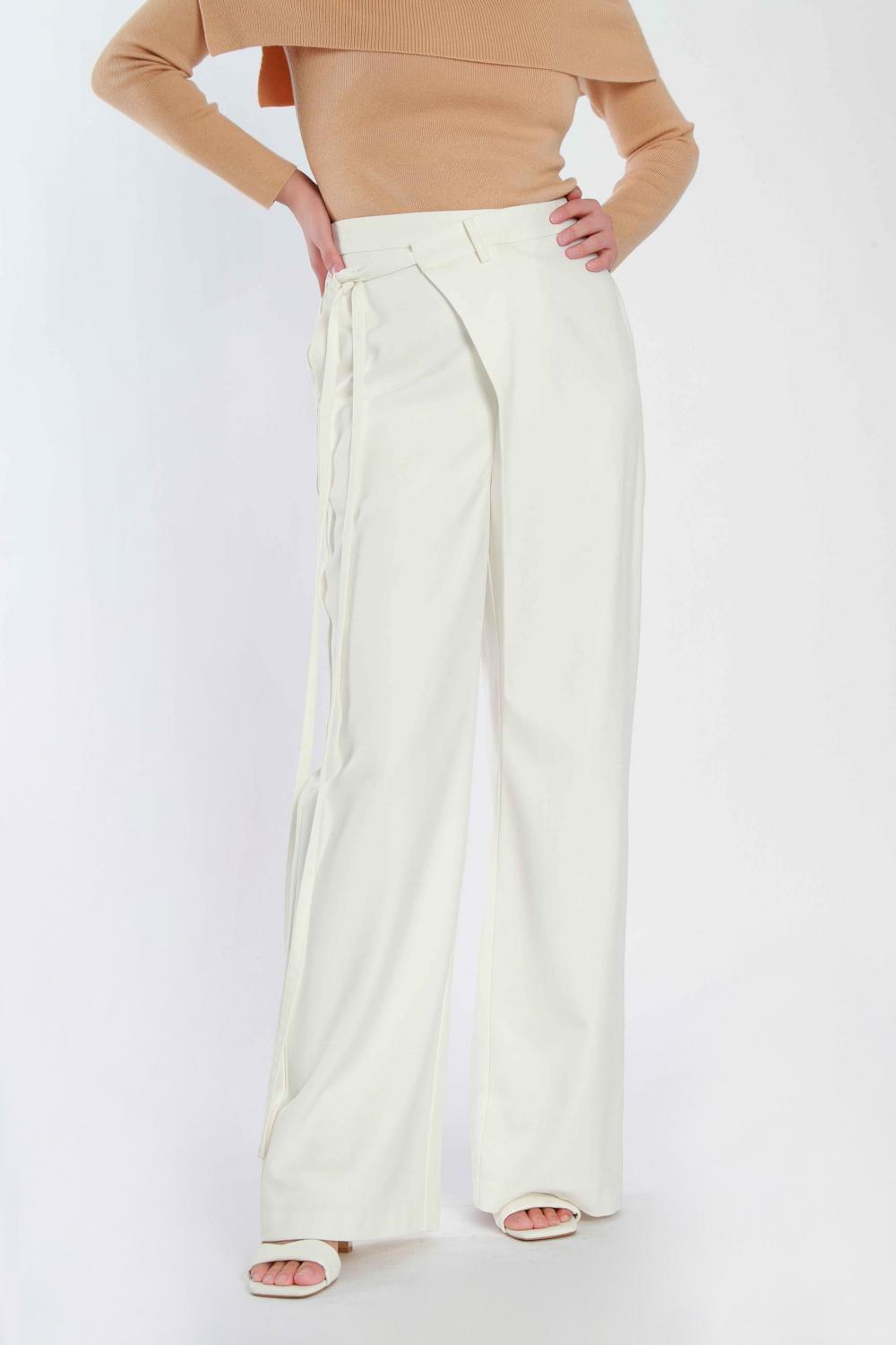 Stylish white Lace-up Pants