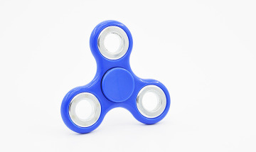 Plastic Hand Spinner for Tri Fidget Spinner Toy