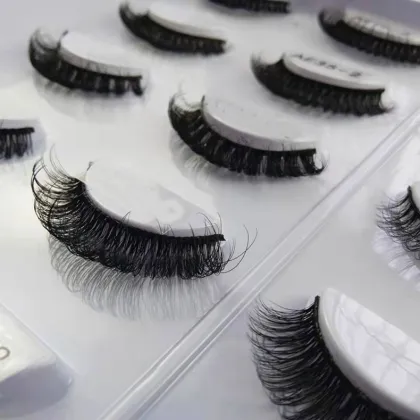 Wholesale D-Curl Natural Eyelashes: Faux Mink, Russian Volume Strip Lashes