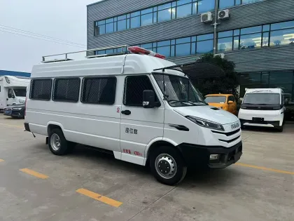 Refrigerated Van Truck for Cold Chain Logistics