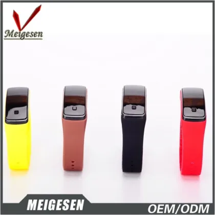 Retail led watches customized logo 30 meter water resistant fashion led watches