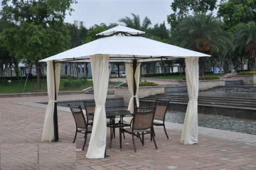 Pergola with Curtain