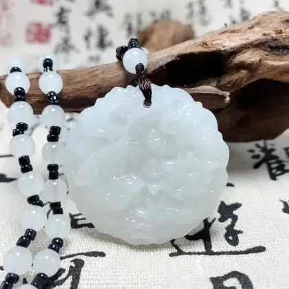 Vintage Style Artificial Jade Necklace with Dragon and Phoenix for Wedding Gifts and Good Luck