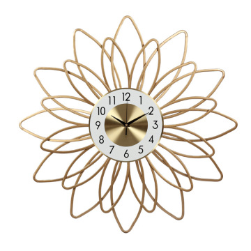 Retro Rustic Metal Wall Clock for Modern Home Decor