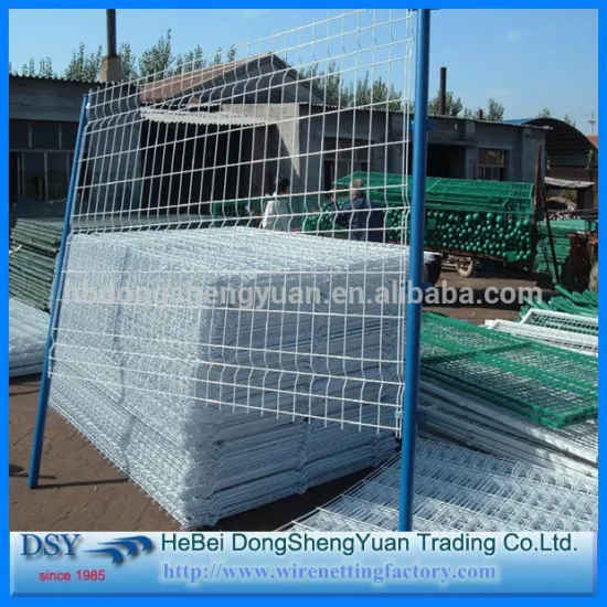 Wire Mesh Fence Panel/Green vinyl coated welded wire mesh fence panel/3D curved wire mesh fence for home