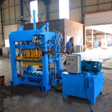 QT4-30 blokmachine exporteren naar Zambia