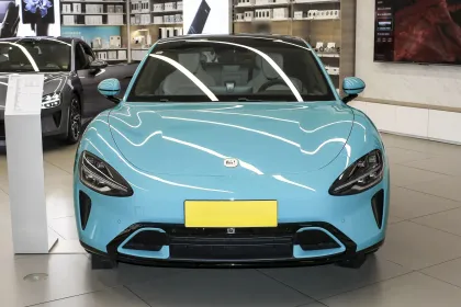 XIAOMI MI SU7 2024: 800km All-Wheel Drive High-End Smart EV Car