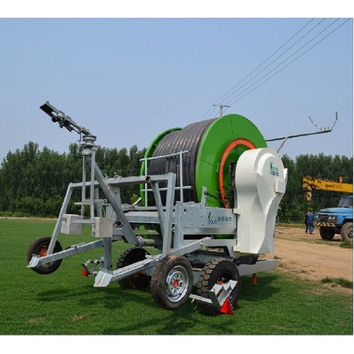 Máquina automática de riego de agua con manguera móvil para tierras de cultivo