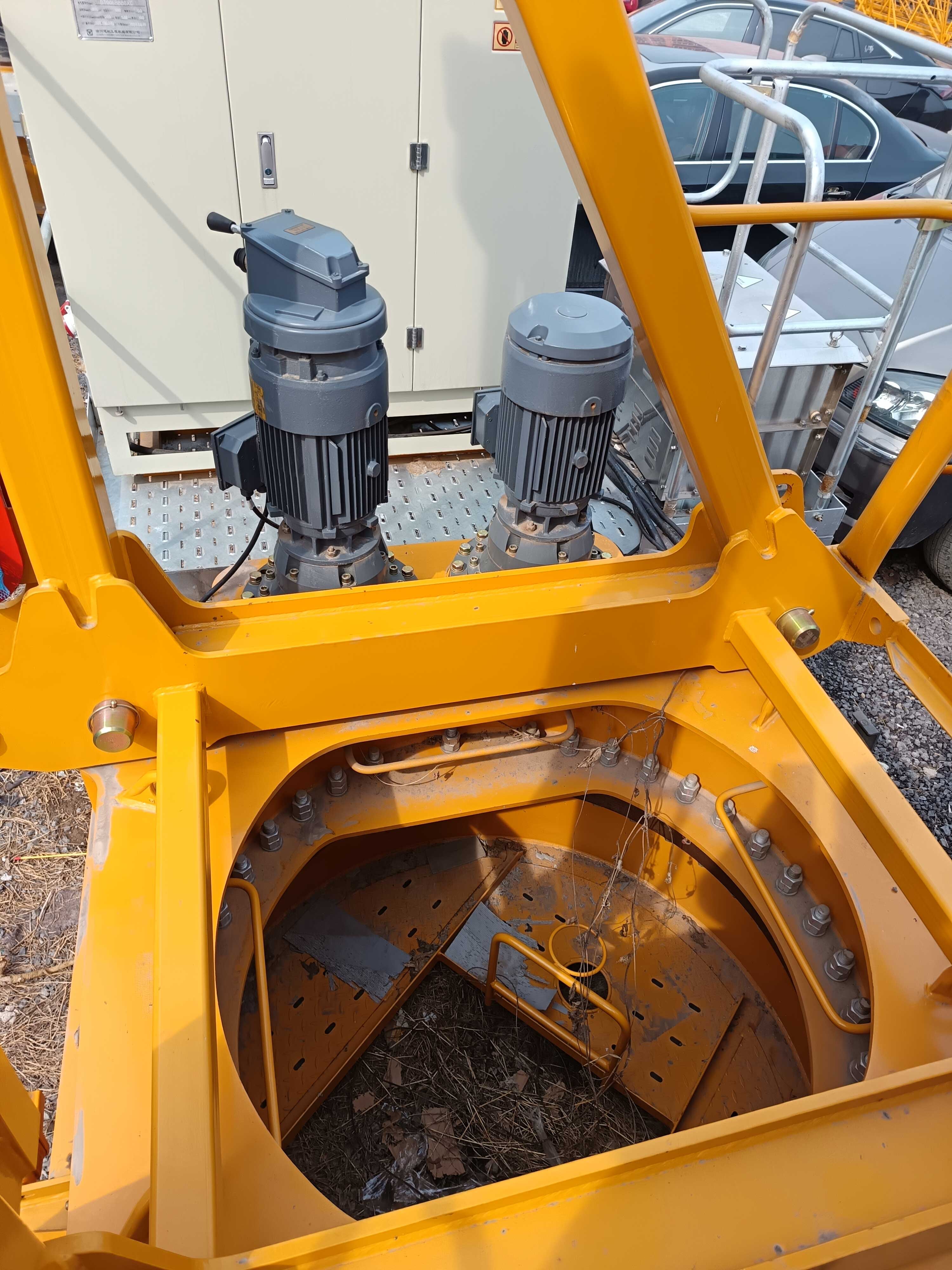 xcmg-used-tower-crane-high-angle-photo xcmg-used-tower-crane-high-angle-photo