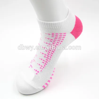 2015 Newest Women Yoga Socks for OEM Service