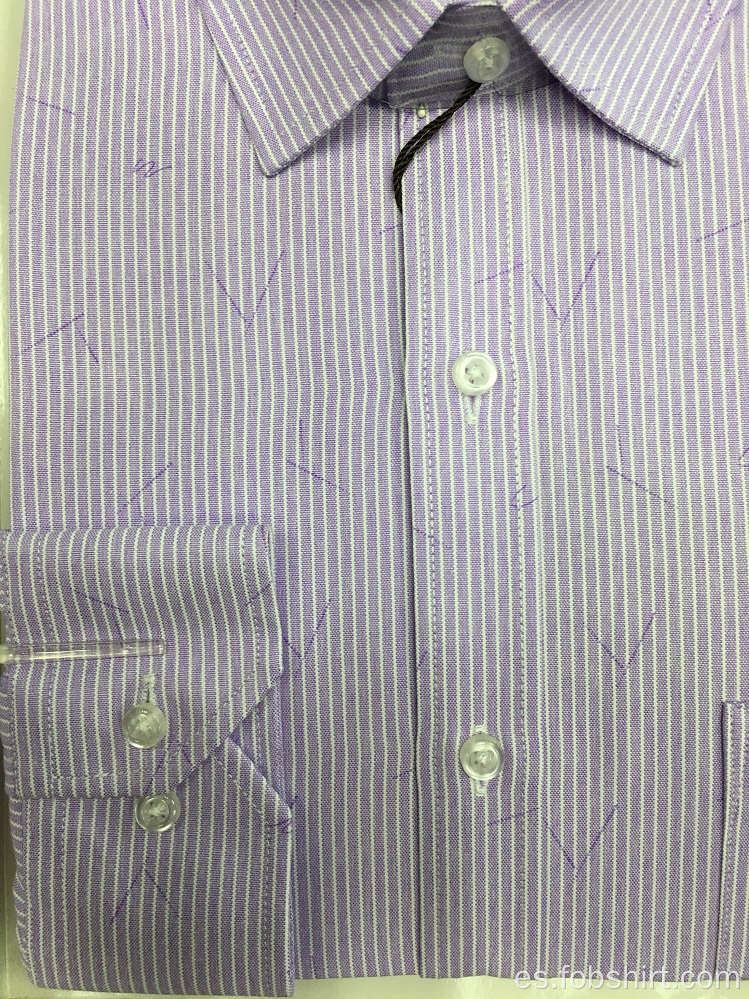 Camisa de negocios teñida en hilo personalizado