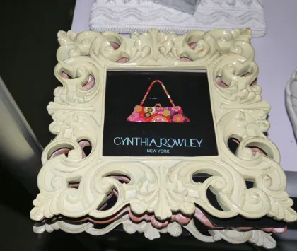 2016 new design fashion resin Material photo frames/ picture frames/love photo frame