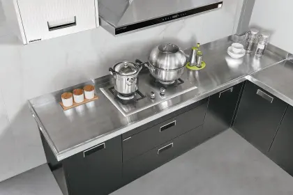 Nordic-Goethe Santa Fe Cabinet