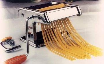 180mm Silver Hand Crank Complete Fresh Making Machine / Pasta Making Machine For Two Widths Noodle