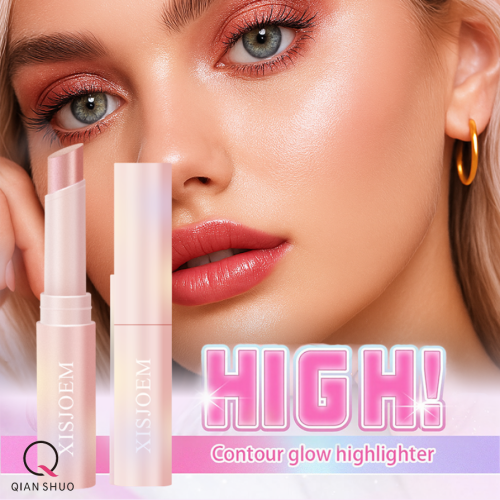 Pena eyeshadow highlighter: kilau berkilau