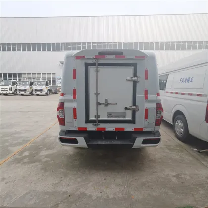 Saic Chase 4x4 pickup refrigerated truck