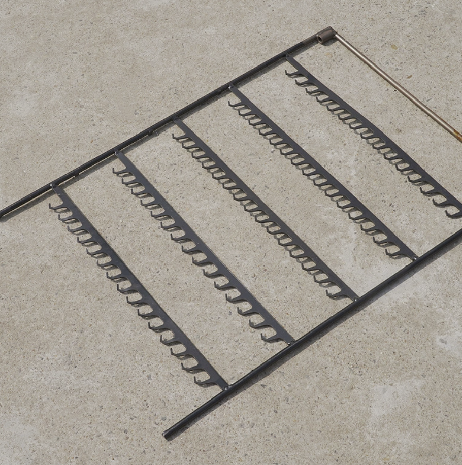 Metal surface treatment fixture