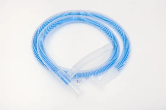 One-time breathing smooth hole breathing circuit