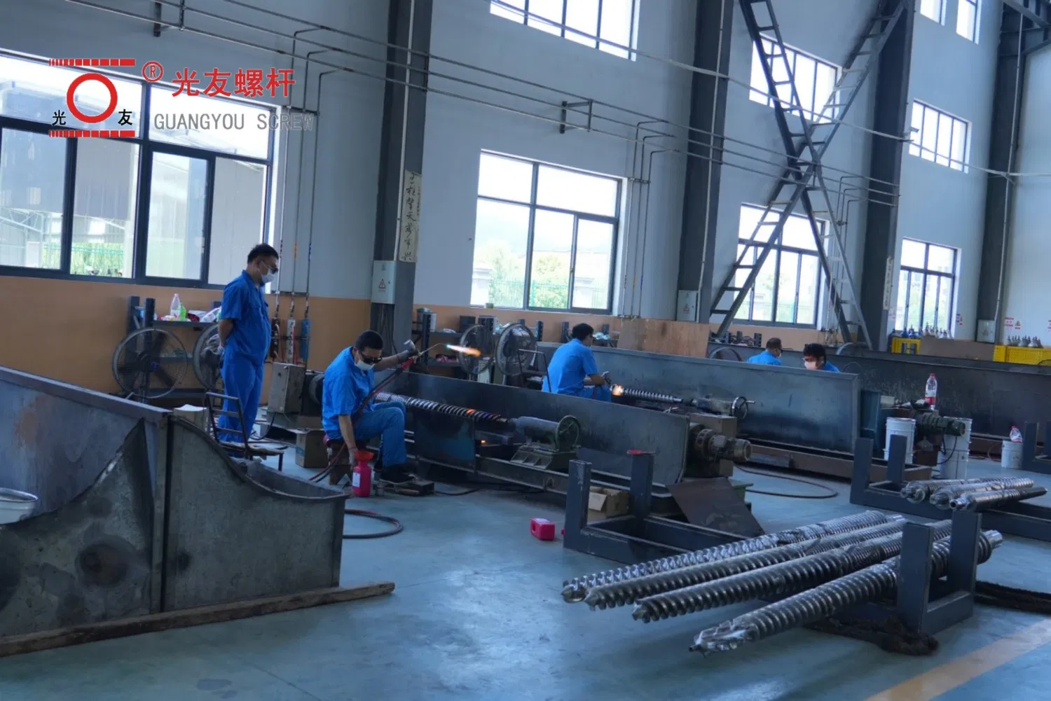 Mataas na kalidad na bimetallic screw para sa kahanay na twin screw extruder machine bahagi