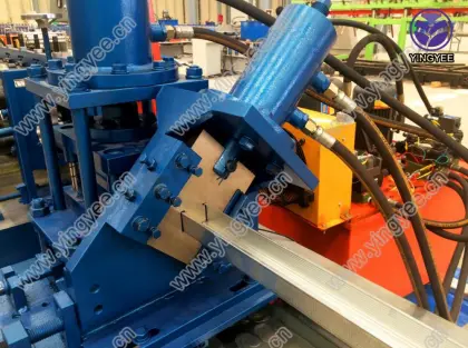 Omega Keel Roll Forming Machine