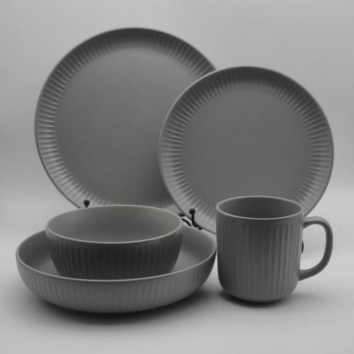 Raffondimi di tavoli in greschi in rilievo grigio, stoviglie in ceramica cinese, set di stoviglie in ceramica