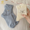 거품 구강 레이스를 가진 한국 버전 보우 리본 튜브 양말
