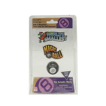 Tri-folded plastic toy blister packaging