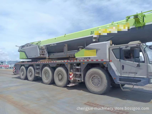 Used 220Ton Zoomlion Truck Crane from Top Factory