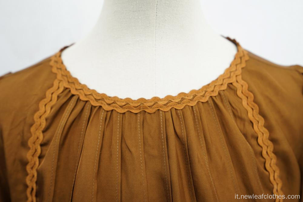 Abito da donna con pizzo
