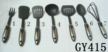 12 piece kitchen utensil set