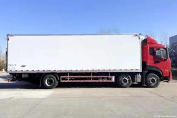 Dongfeng Tianlong Sanqiao Refrigerated Truck