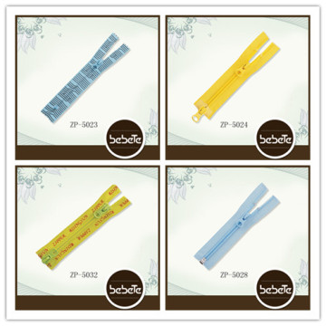 high quality dress accessories metal thumb puller nylon zipper