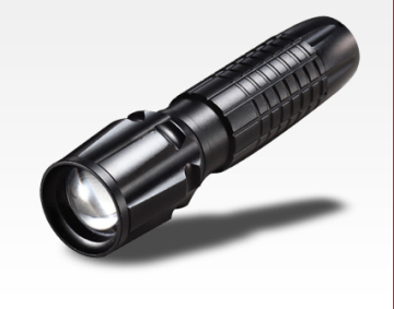 Super Quality Adjustable CREE Q5 LED Torch