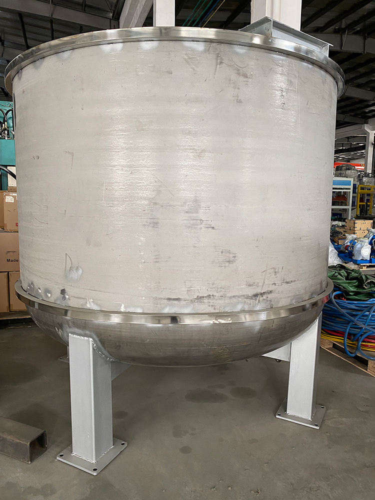 Stainless steel pulp tank for pulp making