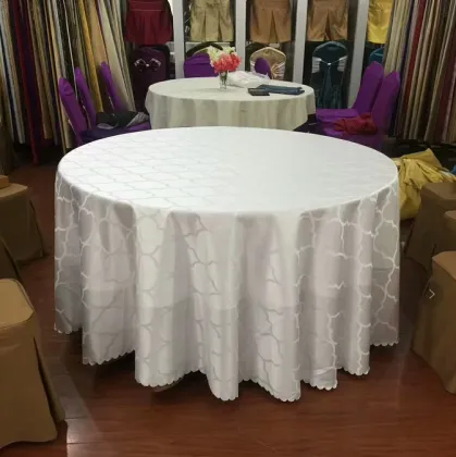 White Polyester Rectangle Tablecloth Set for Dining and Wedding Parties