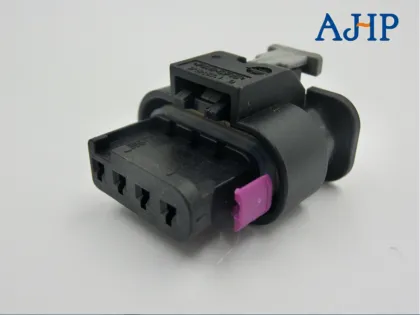 AMP/TE/TYCO 4 Position Connector 1718645-1