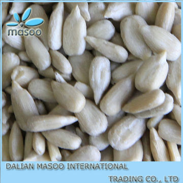 Sunflower seeds and kernels (confectionery, oily)