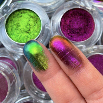 Optical Chameleon 10-Color Changing Eyeshadow with Diamond Sparkle