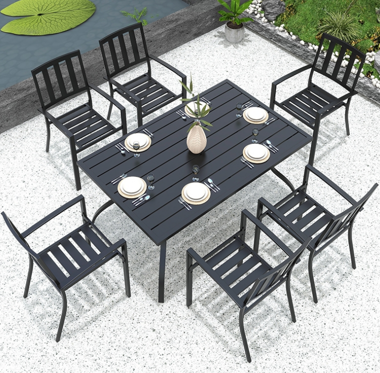 Outdoor Dining Furniture